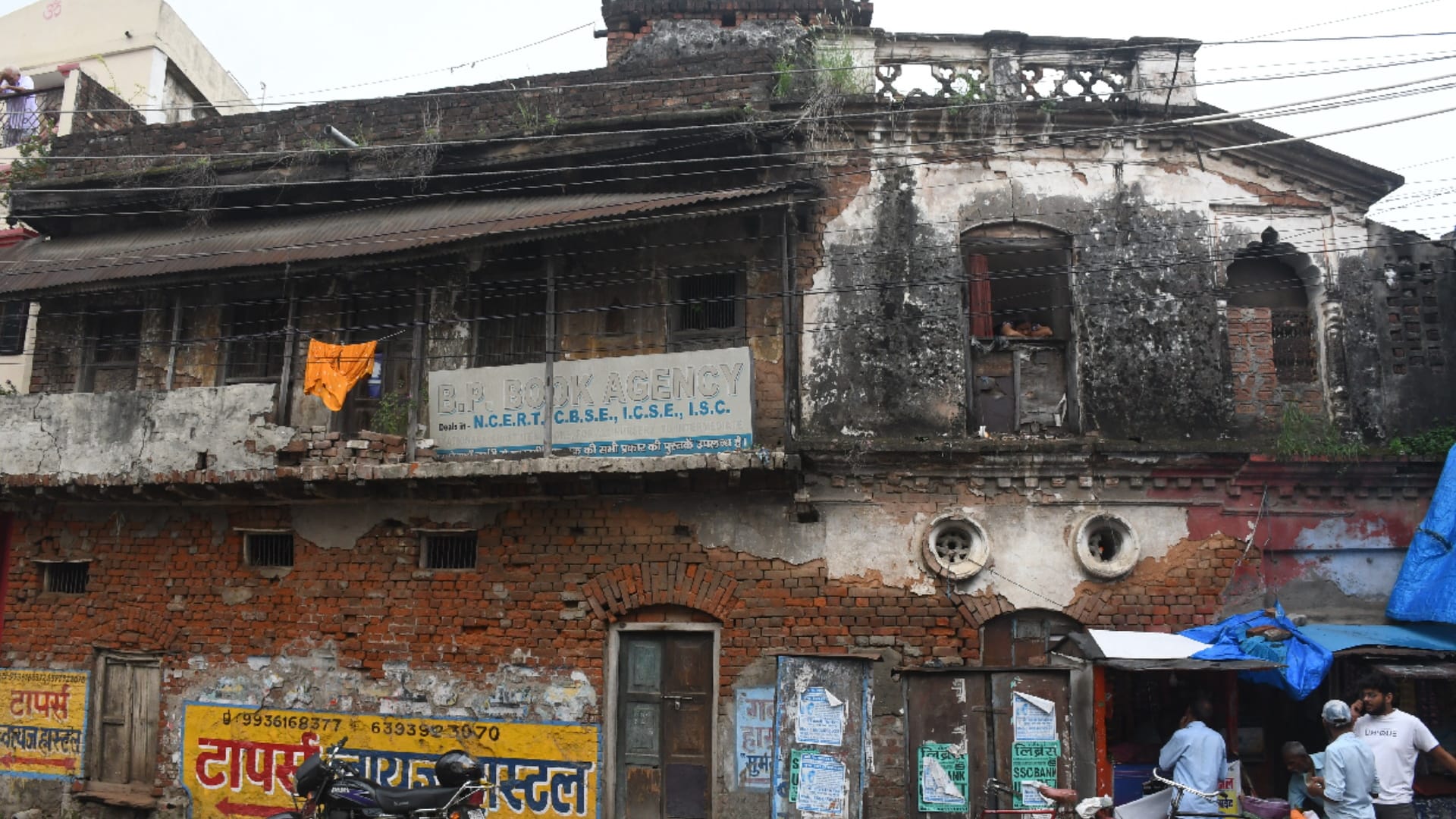136 houses declared dilapidated in different areas of Gorakhpur city