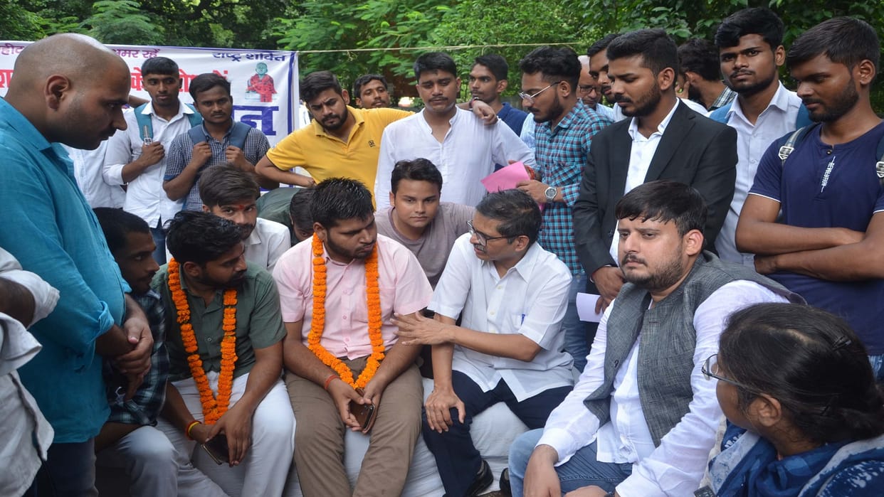 Allahabad University Agitating students lock the camp gates in protest against fee hike