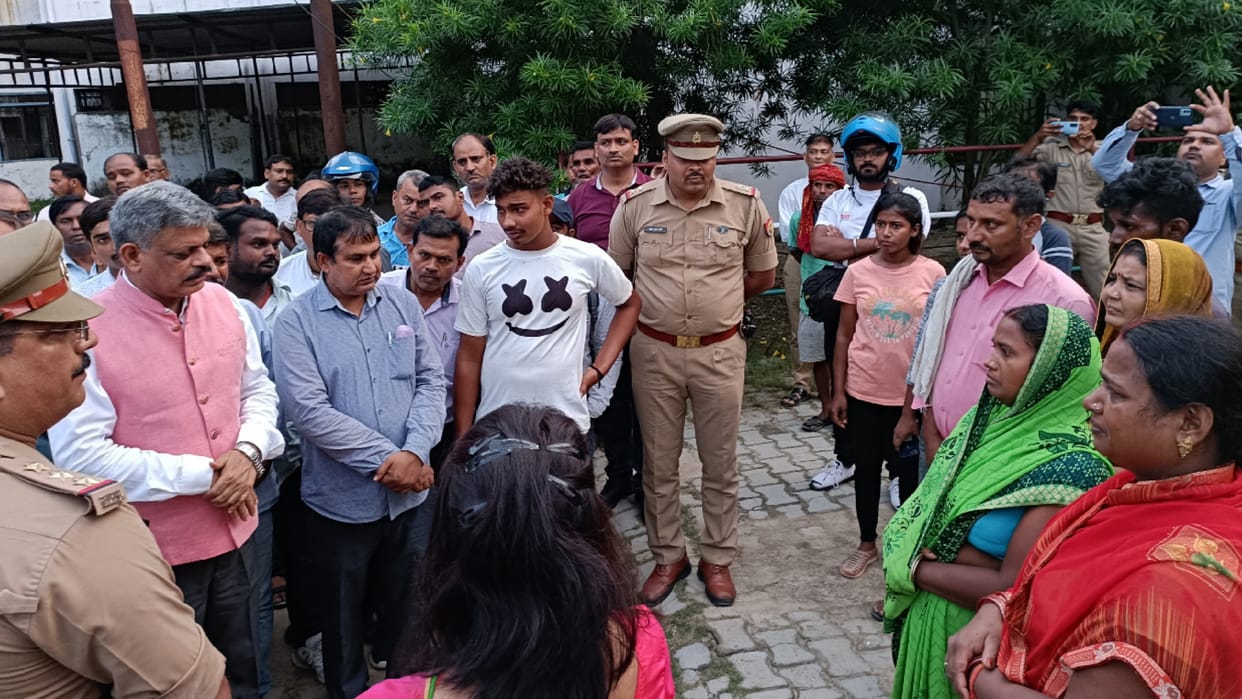 Gorakhpur University employee commits suicide in BEd class room