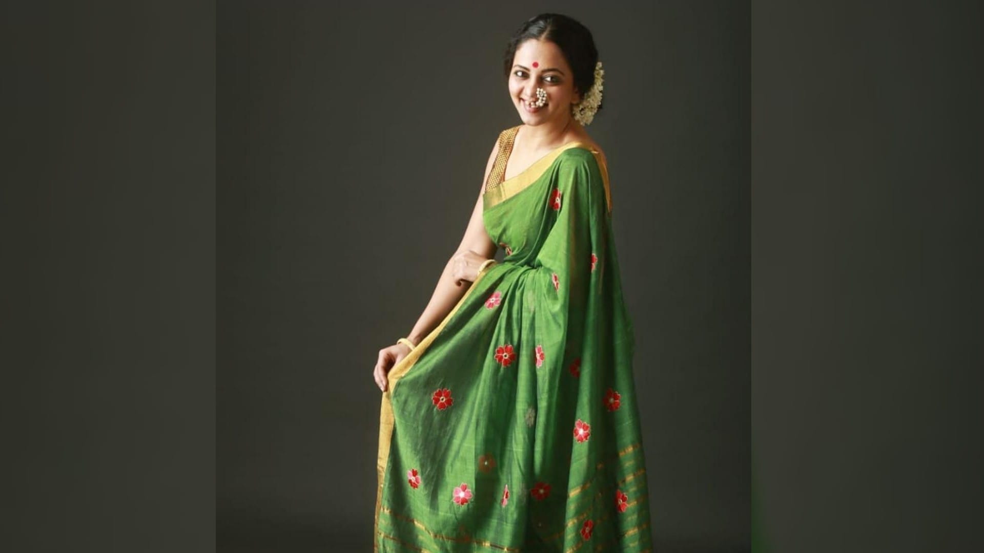 Navaratri 2022 Know the essence of nine forms of Durga from these actresses life will change with meditation