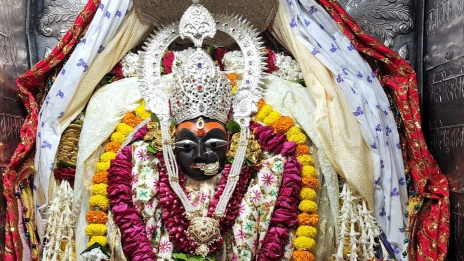 Navratri 2022 Sharda Dham of Maihar is included in 52 Shaktipeeths of the country read more in hindi