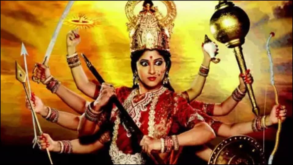 Shardiya Navratri 2022 Actresses Who Perform Devi Durga Role in Tv Shows Mouni Roy to Madirakshi Mundle