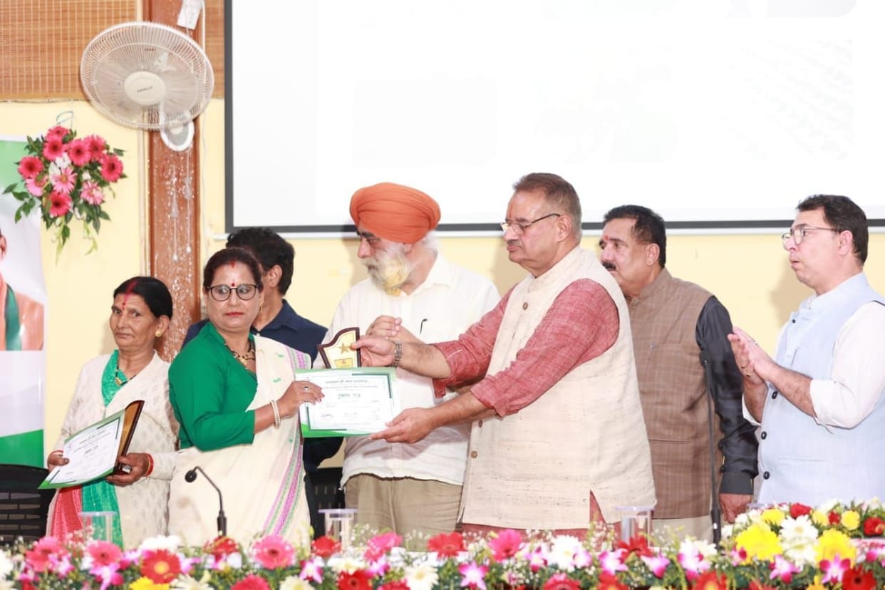 Six Women Entreprenuer of Districrt Almora Felicitated