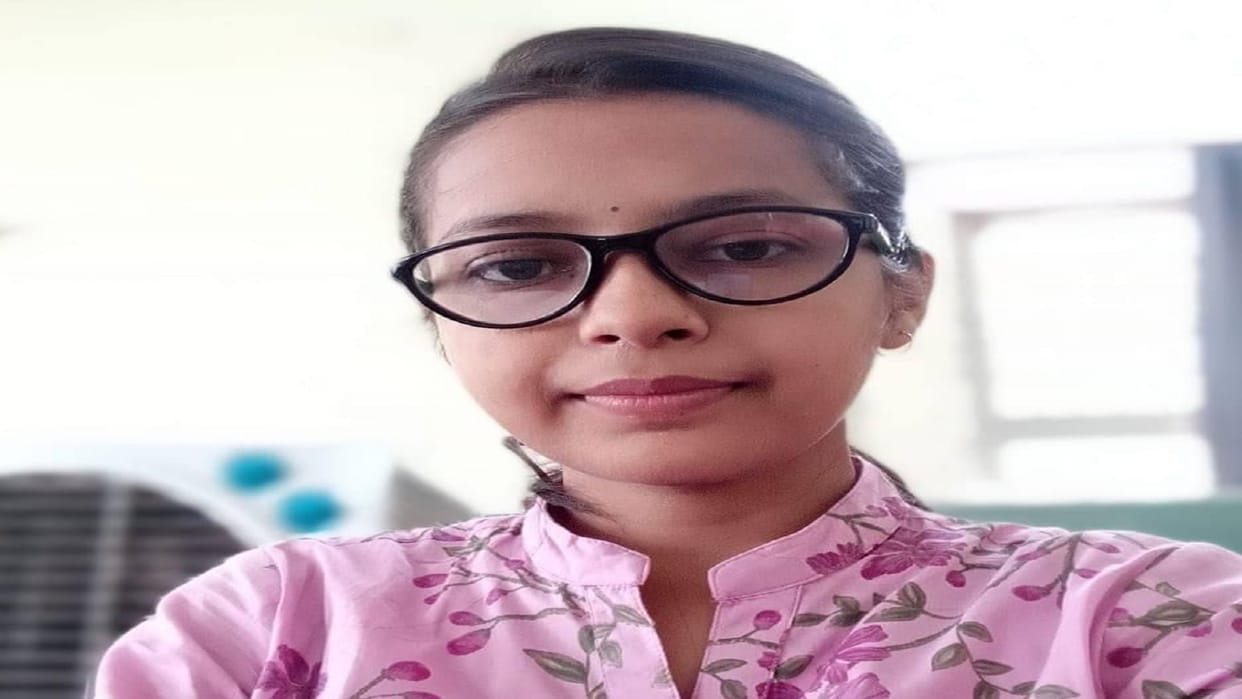 Research student dies in BHU while doing yoga she was suffering from Takayasu Arthritis