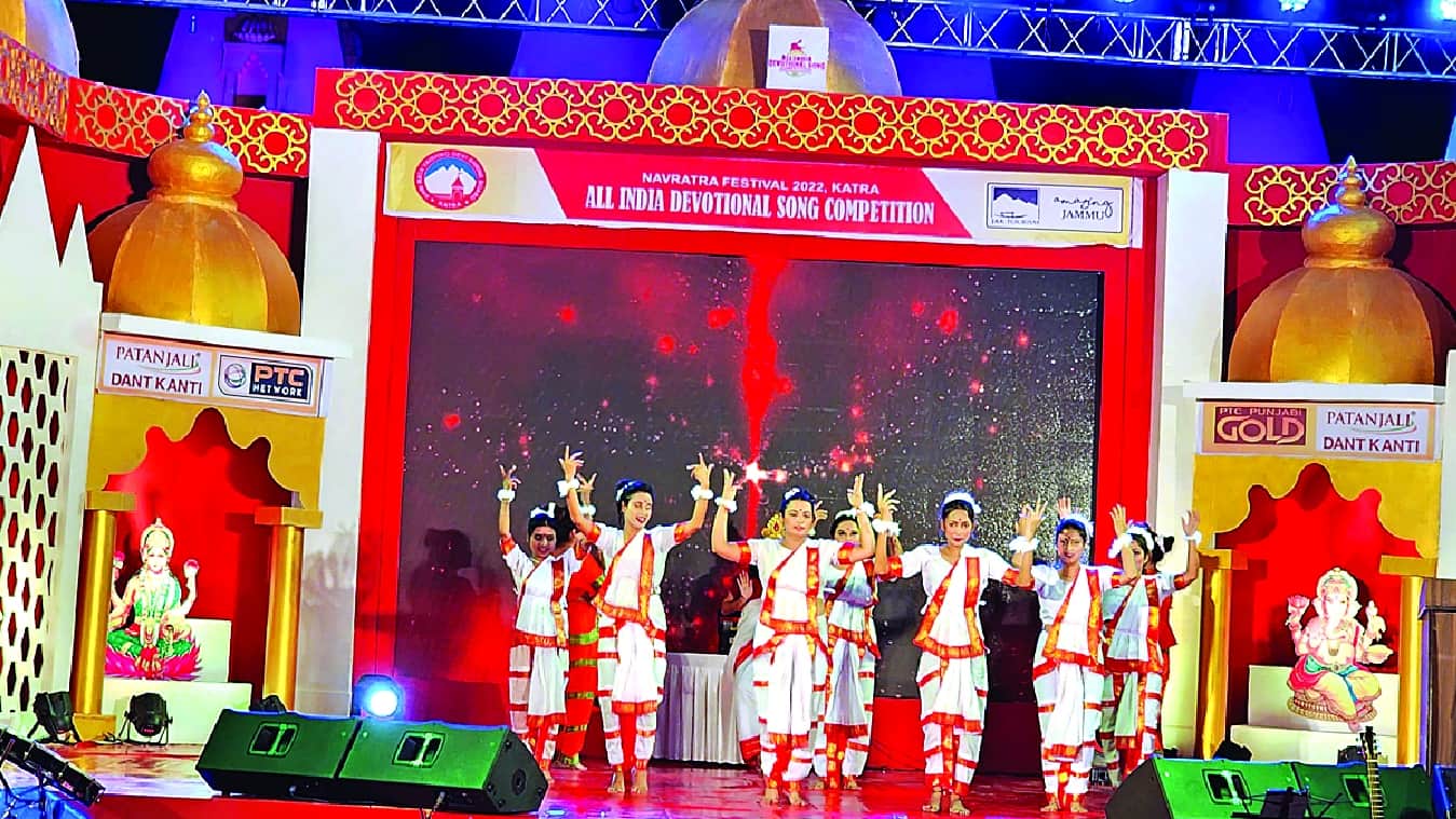 Navratri festival begins in mata vaishno devi temple Katra photos