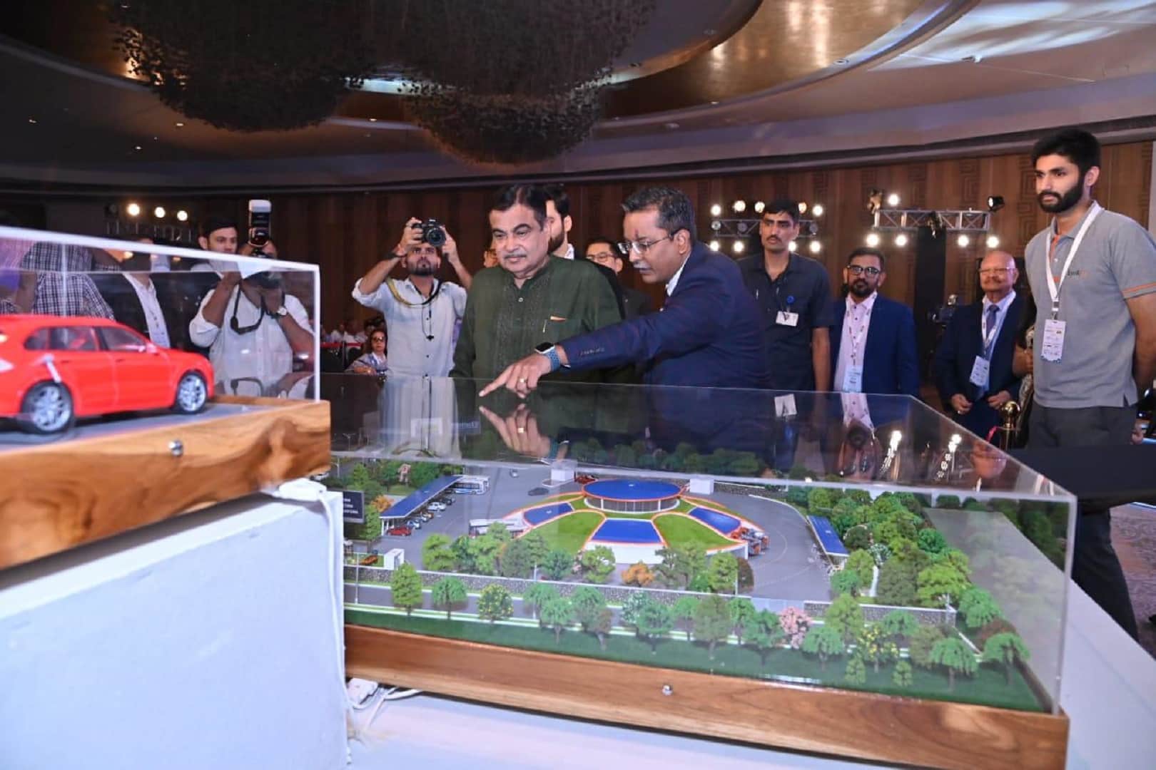 Nitin Gadkari Unveils miniature of NHEV charging Station concept to compete with Petrol Pumps in future