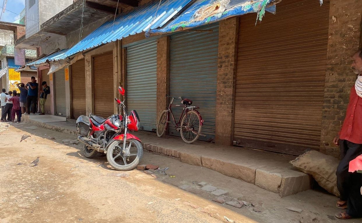 Deadly attack on salesman of liquor shop, snatched money