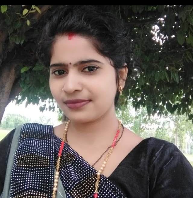 Bike rider woman dies in accident, husband injured