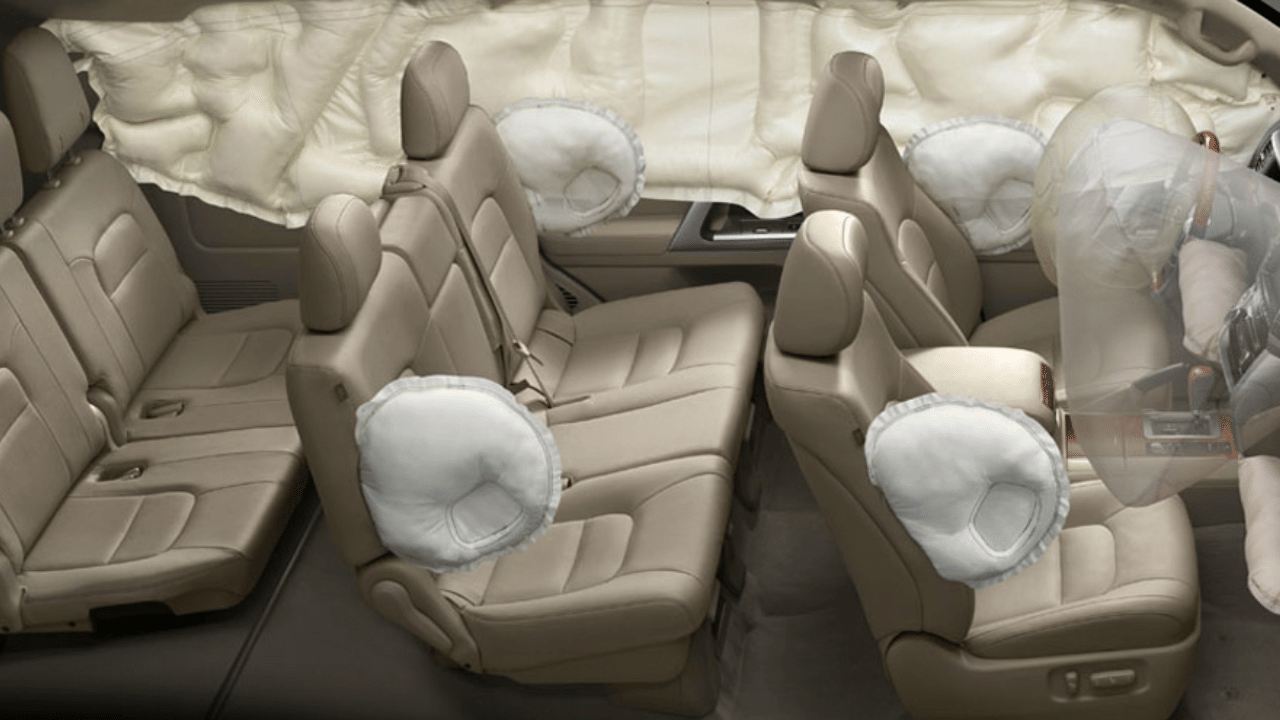 If your car also has airbags then never do these six things, otherwise you will regret seat belt dashboard sea