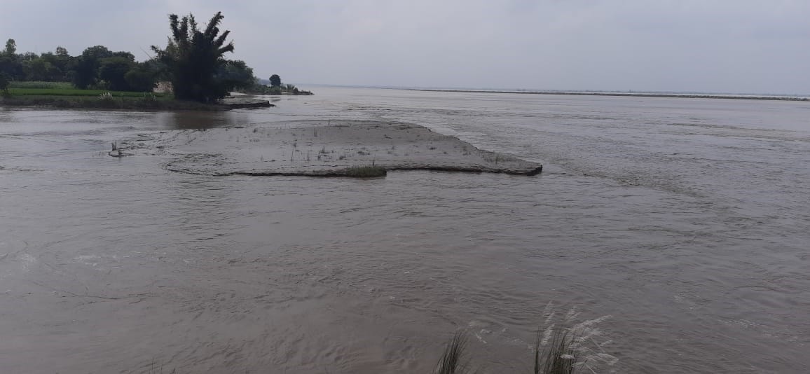 Saryu's water level started rising, villagers were blown away