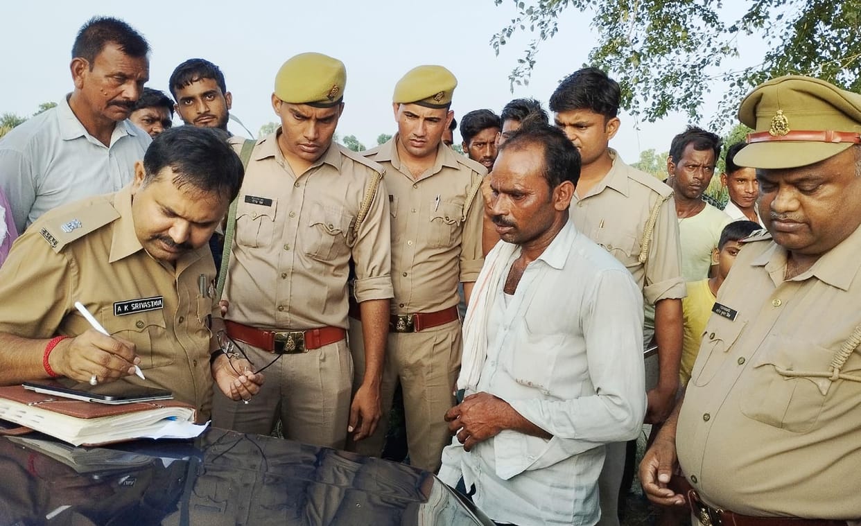 Animal trader kills himself with bike key