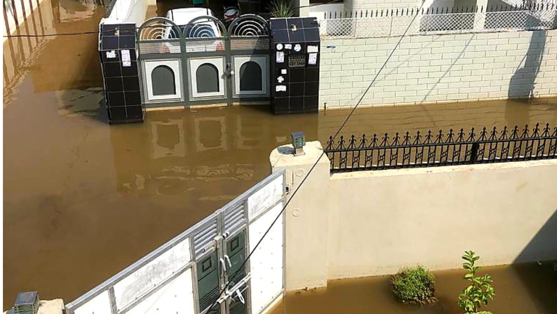 Hundreds of families left home in Bhuna due to waterlogging after rain
