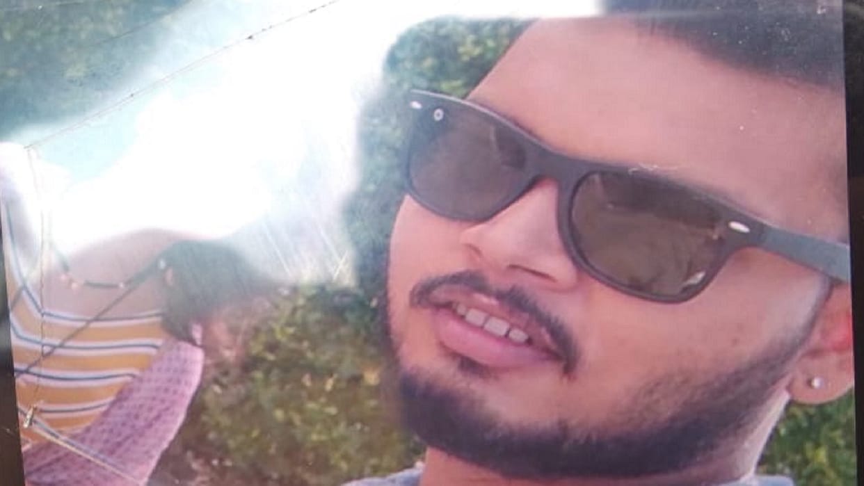 chhattisgarh young businessman's body found hanging in korba