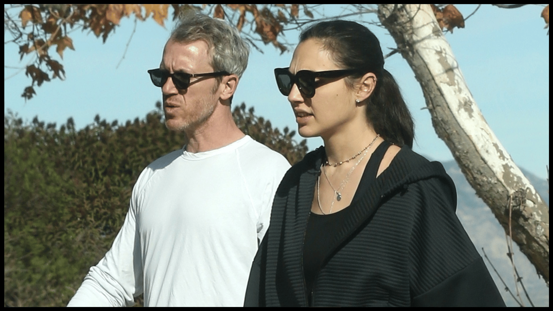 Gal Gadot and Yaron Marriage Anniversary: Know About Their Love Story First Meeting in Yoga Party