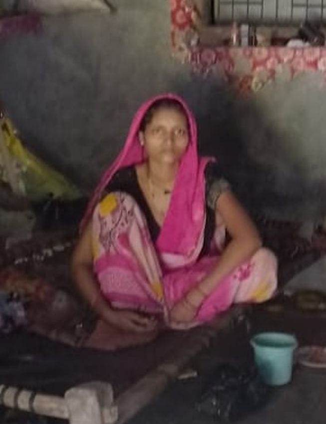 Sleeping mother, three-day-old girl disappeared from the cot