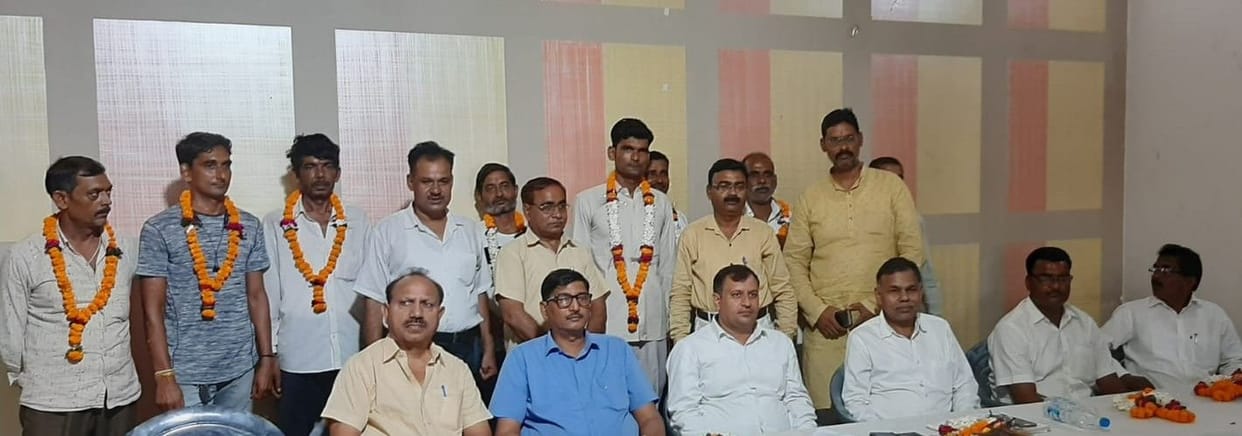 Hathras: In the meeting of the BSP, there was discussion on the preparation for the body elections
