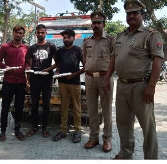 Hathras: Three accused of buffalo theft including car arrested