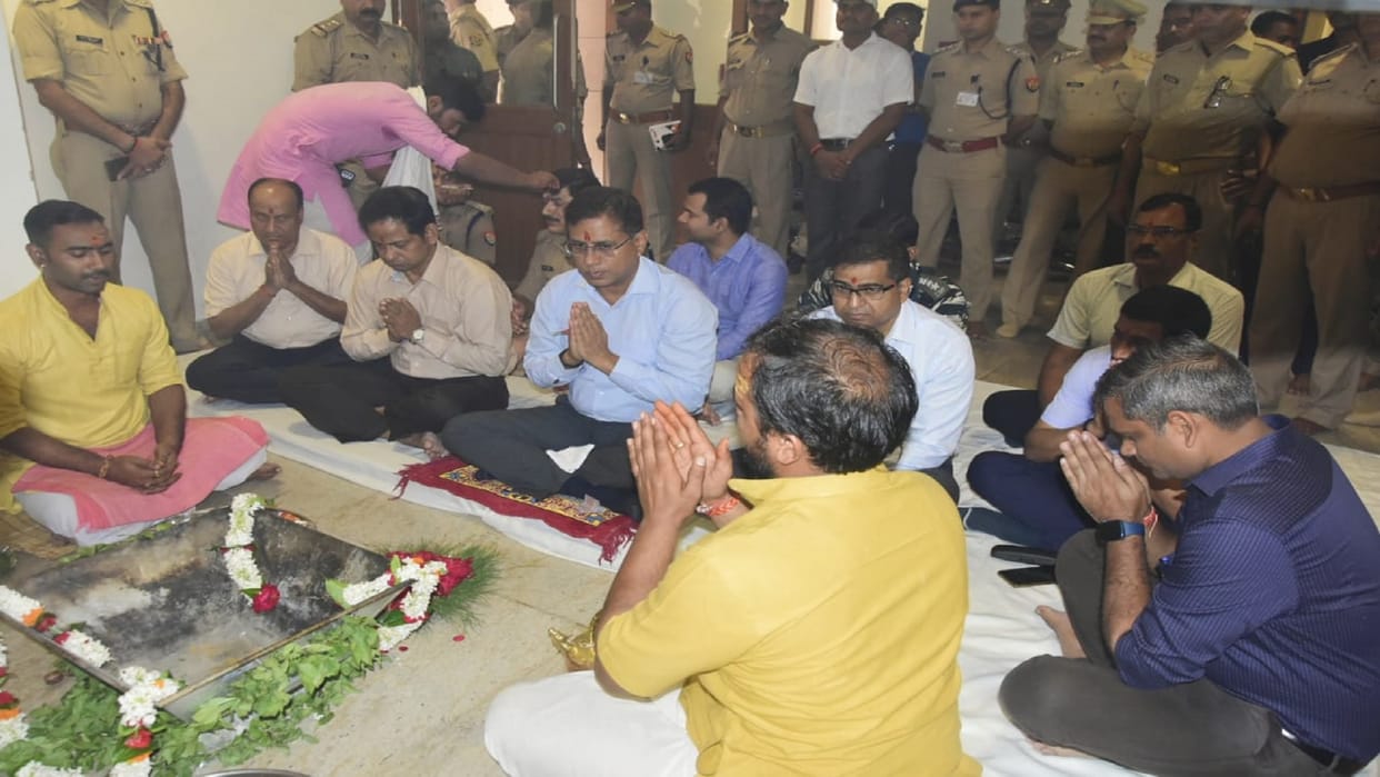 Pinak Bhawan took over the security arrangements of Baba Dham Inauguration on the second day of Navratri