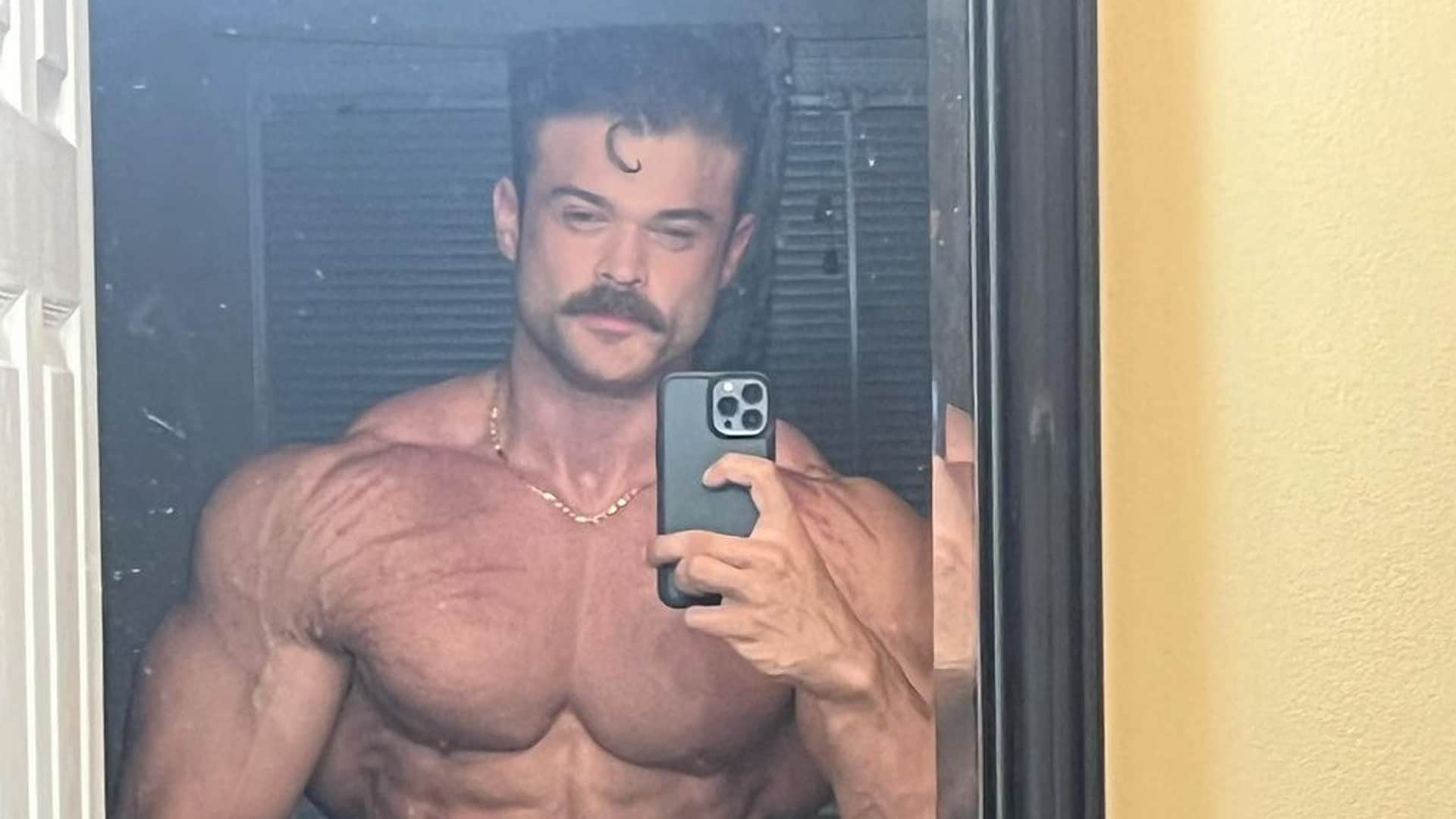 Anil kapoor Doppelganger John Effer Photos goes viral on Social Media