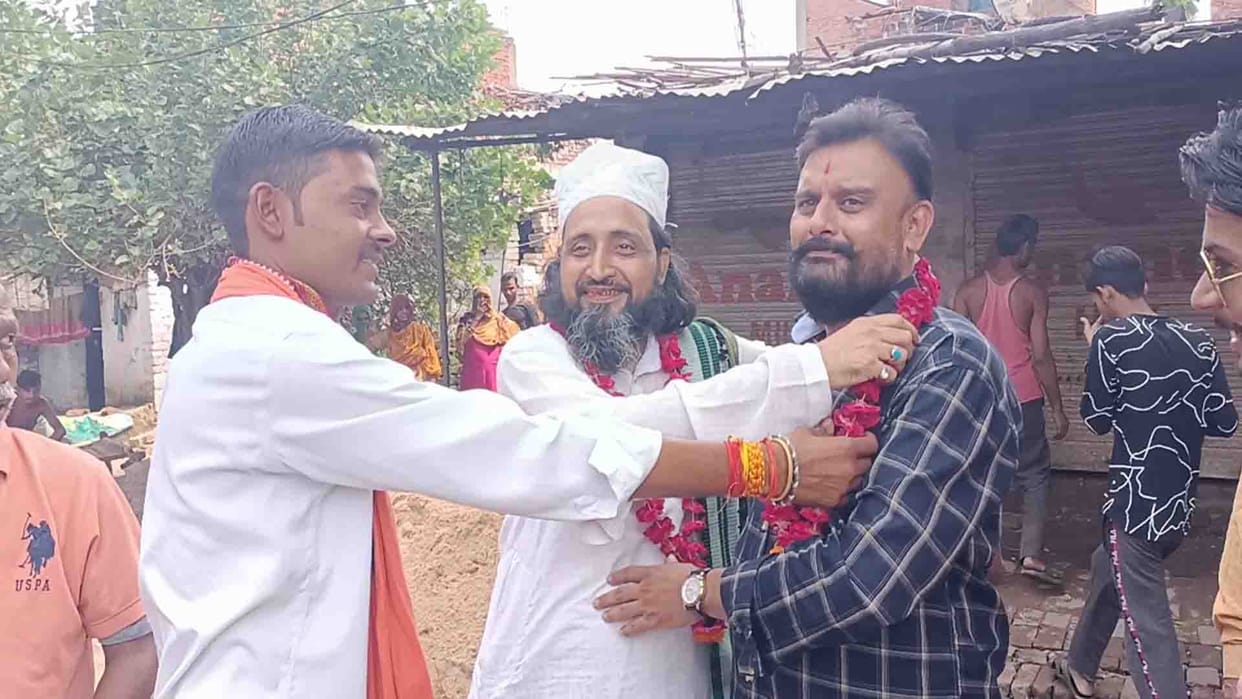 Celebration in Kanpur after Central govt bans PFI for five years