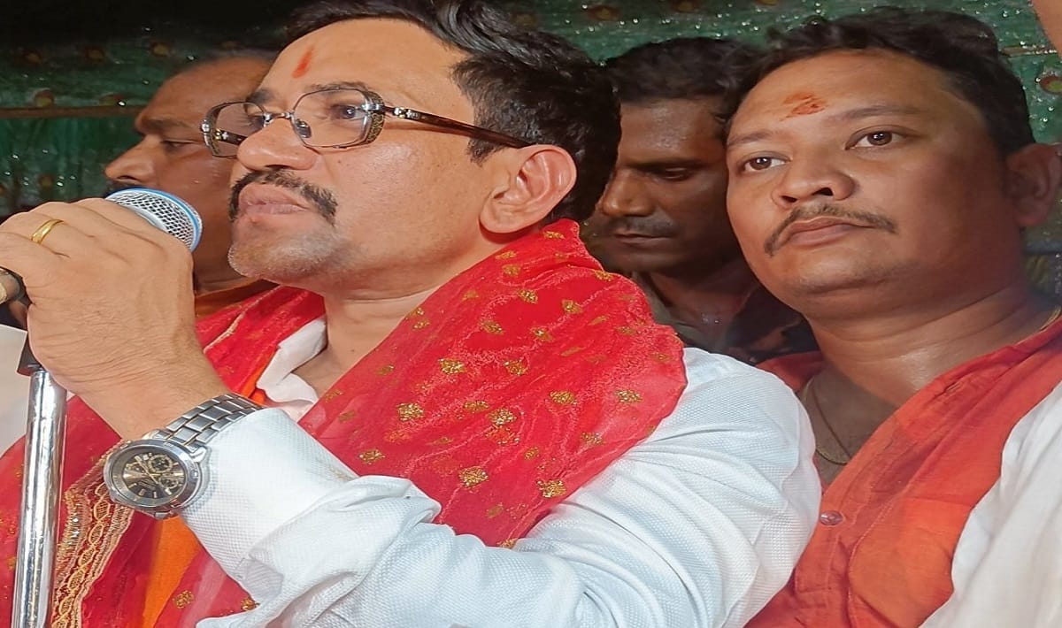 statement recorded by complainant against Azamgarh MP Nirhua in disputed statement case in varanasi court