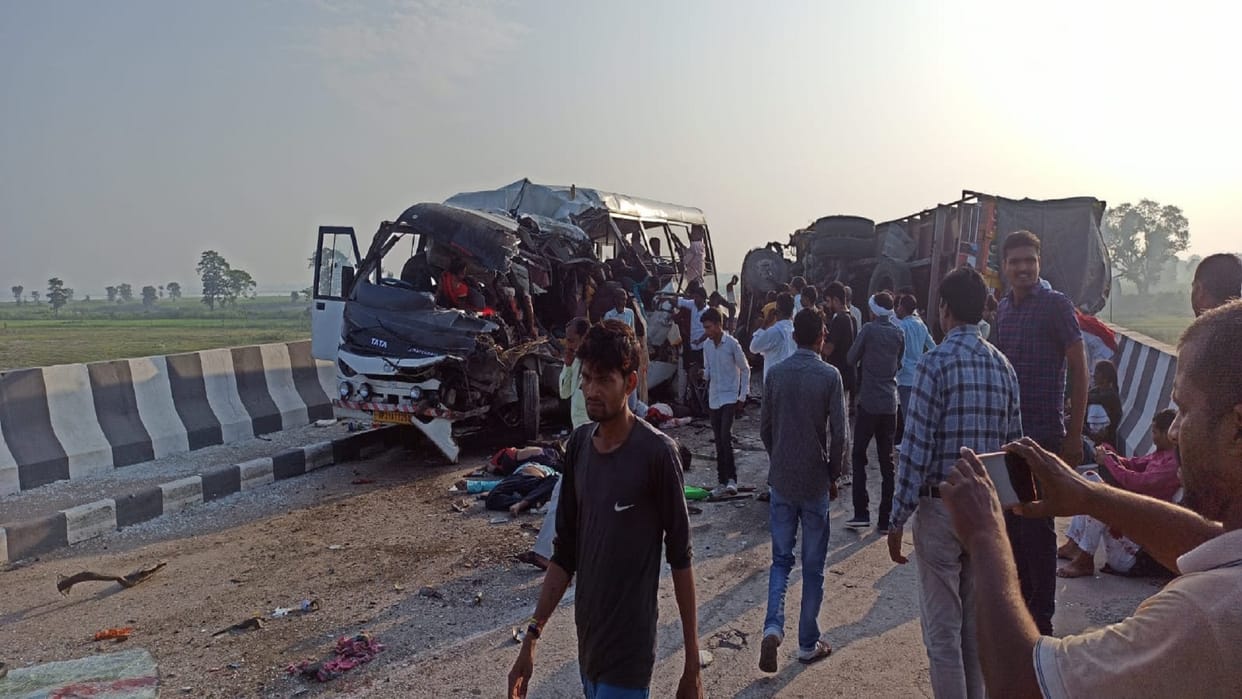 Big Road Accident in Lakhimpur Kheri Horrific Collision Between DCM and bus