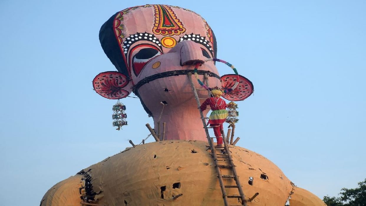 Ramnagar Ki Ramlila Surasa the mother of snakes tests Hanuman