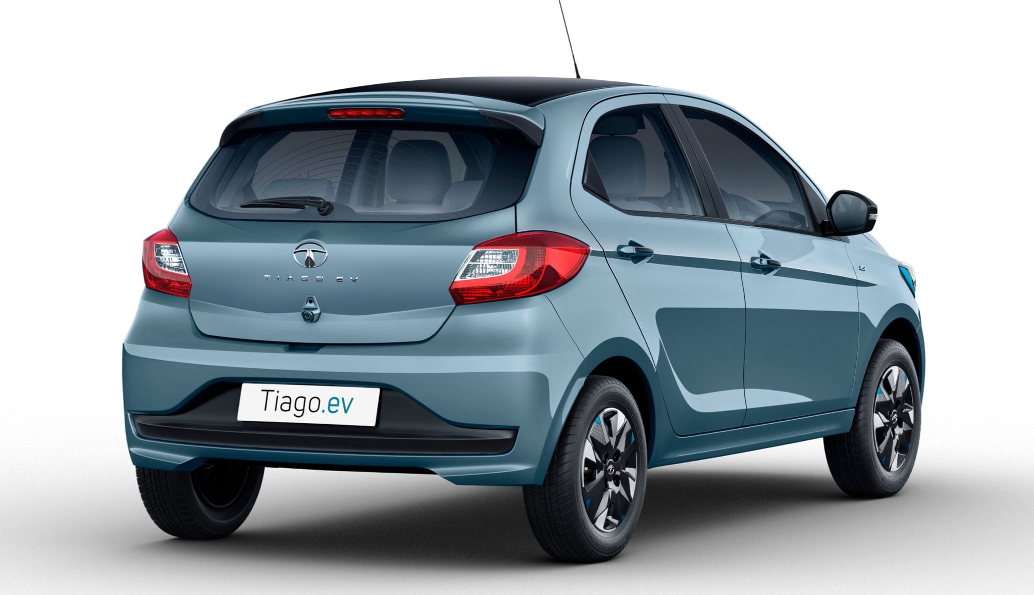 Tata Tiago EV Long Range Model in High Demand Know Price Range Specs News in Hindi