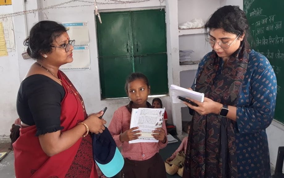 Kanpur Dehat: Class three students could not read Hindi book, DM expressed displeasure