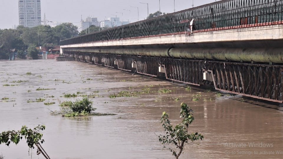 Delhi News : Yamuna water level started decreasing