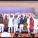 जन संकल्प रैली में कांग्रेस नेता।