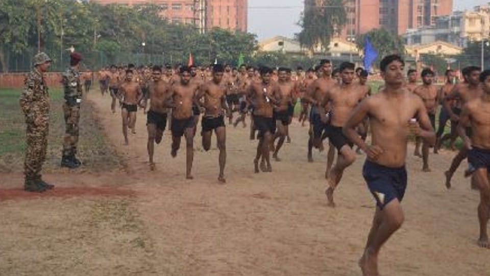 Indian Army Bharti 2022 mainpuri youth participated in agniveer bharti