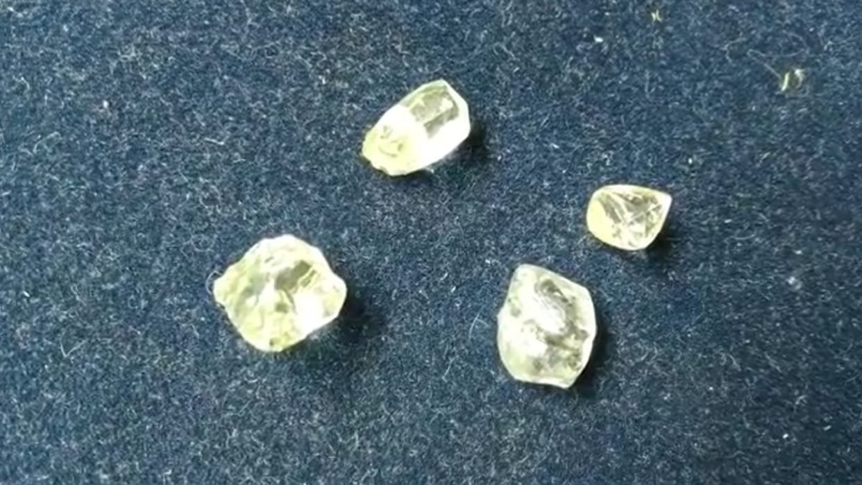 Panna Diamond Mines changed the fate of 10 people in a week know who got the most expensive diamond