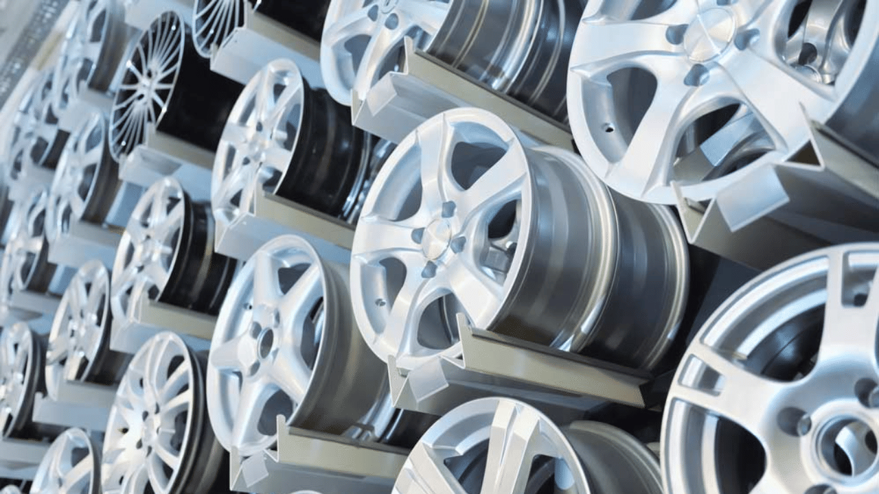 Is it beneficial to install alloy wheels in the car, know what are the benefits