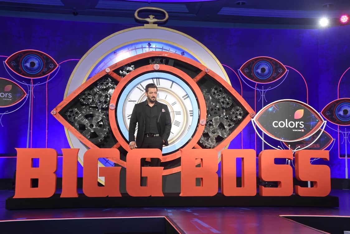 Media personnel imprisoned for Salman Khan safety during bigg boss 16 press conference in mumbai