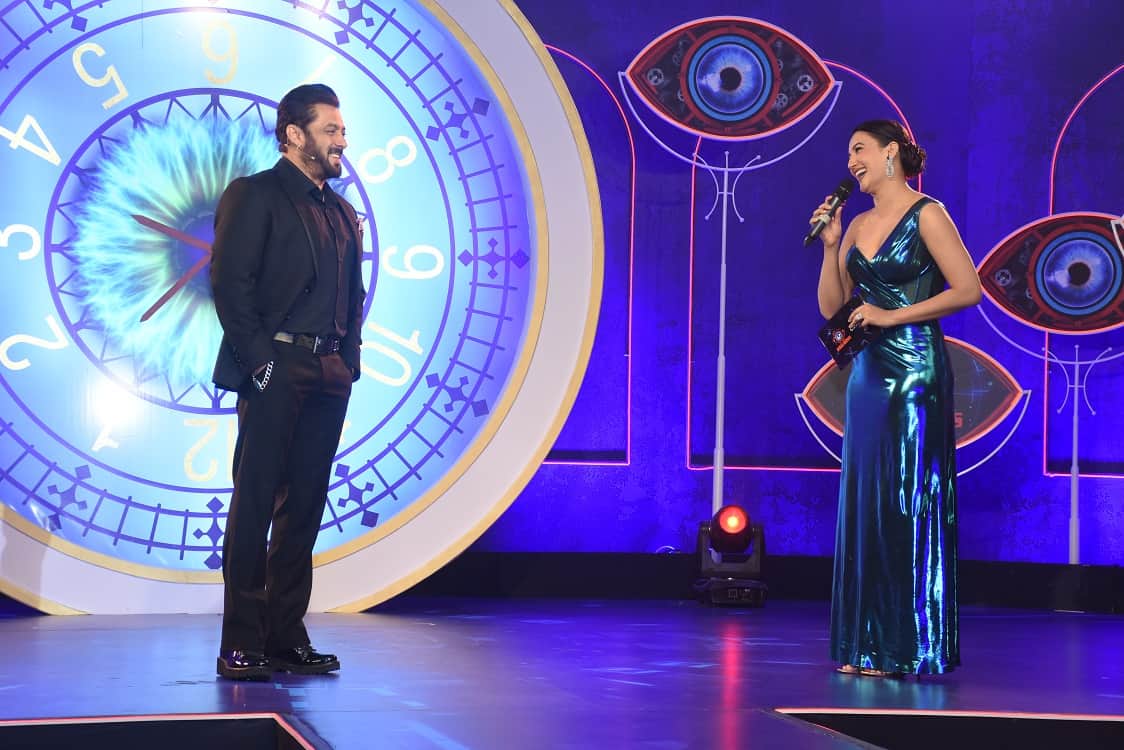 Media personnel imprisoned for Salman Khan safety during bigg boss 16 press conference in mumbai