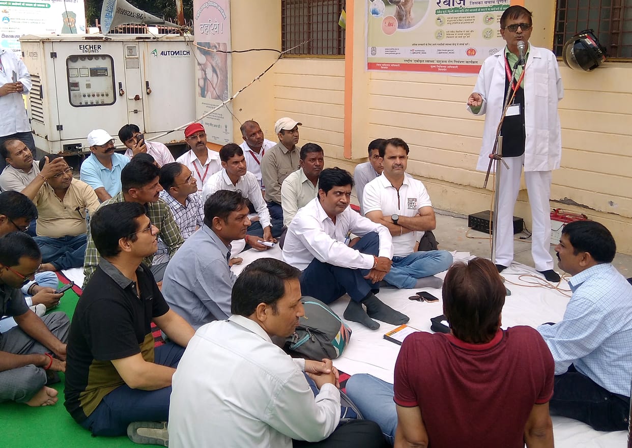 Pharmacists staged a protest to stop the salary