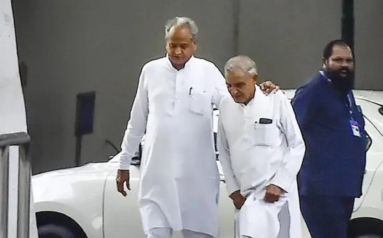 Congress Political Crisis: pawan bansal too takes nomination form for president post election