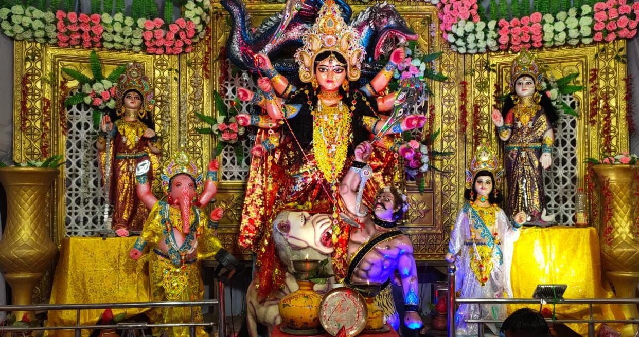 gonda,Navrat