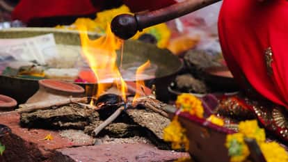 Navratri 2022 Durga Ashtami And Maha Navami Hawan Puja Samagri Full List In Hindi