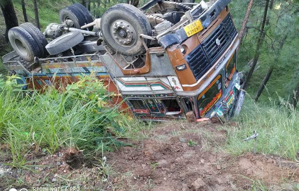 Truck Accident In Kausani