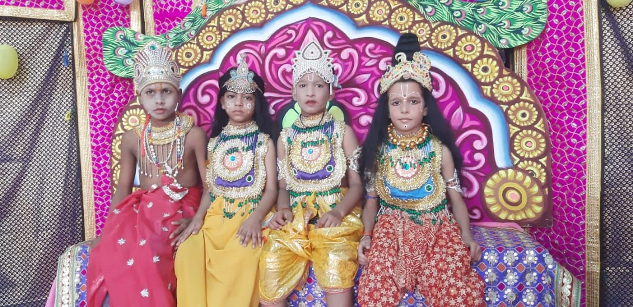 Sita-Ram meeting in Pushpa Vatika,Ramlila Staged