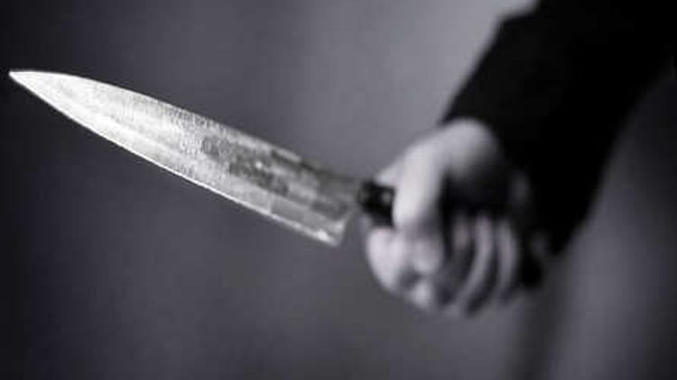 Chhattisgarh: आपसी रंजिश में नाबलिग ने कर दी युवक की हत्या, मौके से सब्जी काटने वाला चाकू बरामद