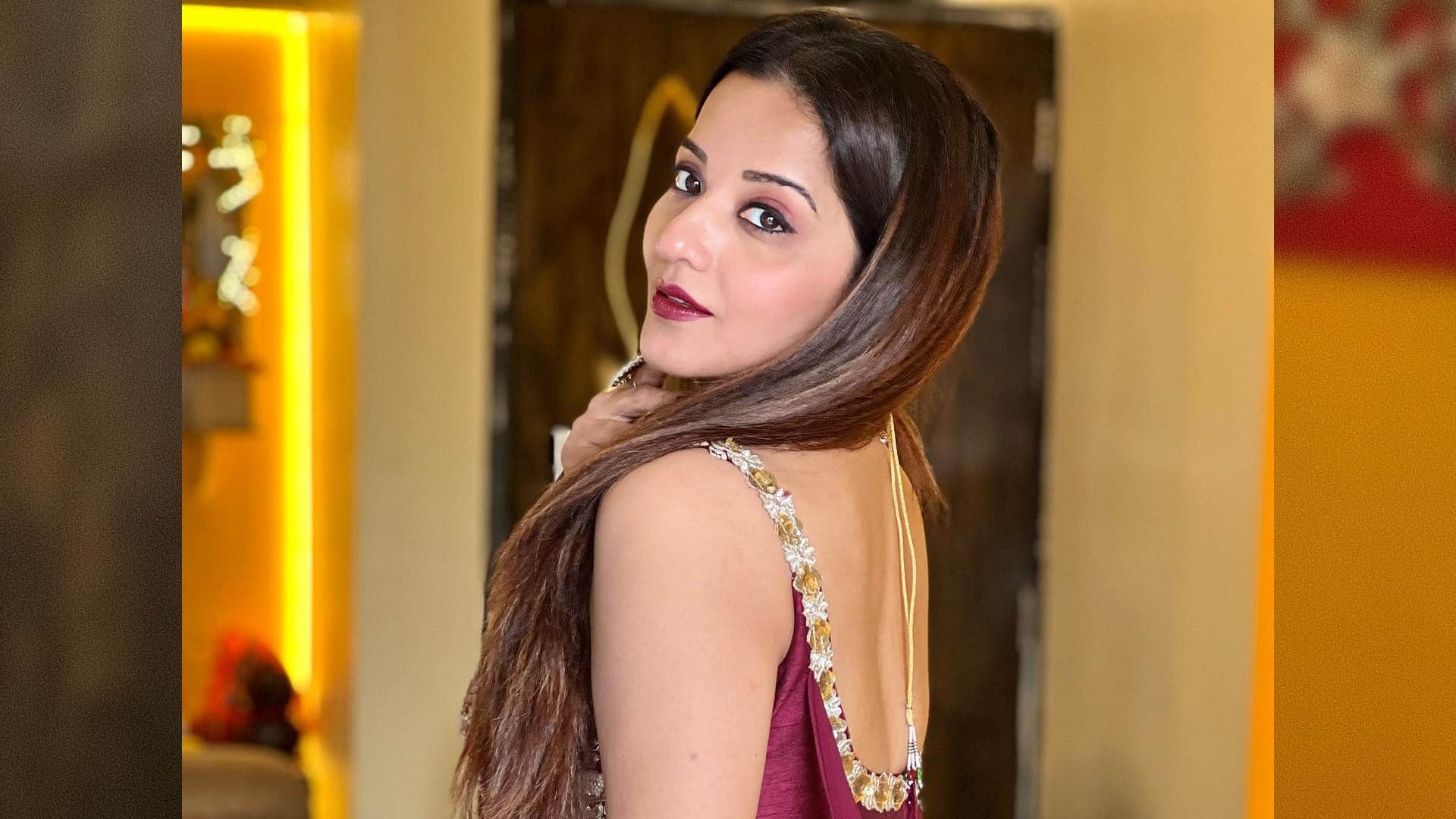 bhojpuri actress monalisa latest pics in desi avtaar look goes viral on internet see pics