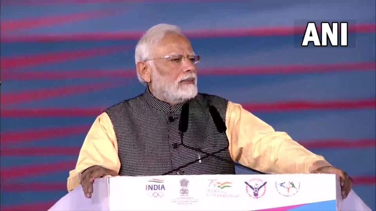 PM Modi Gujarat Visit Participate In Many Programmes on Day 2 Know Today Full Schedule News In Hindi