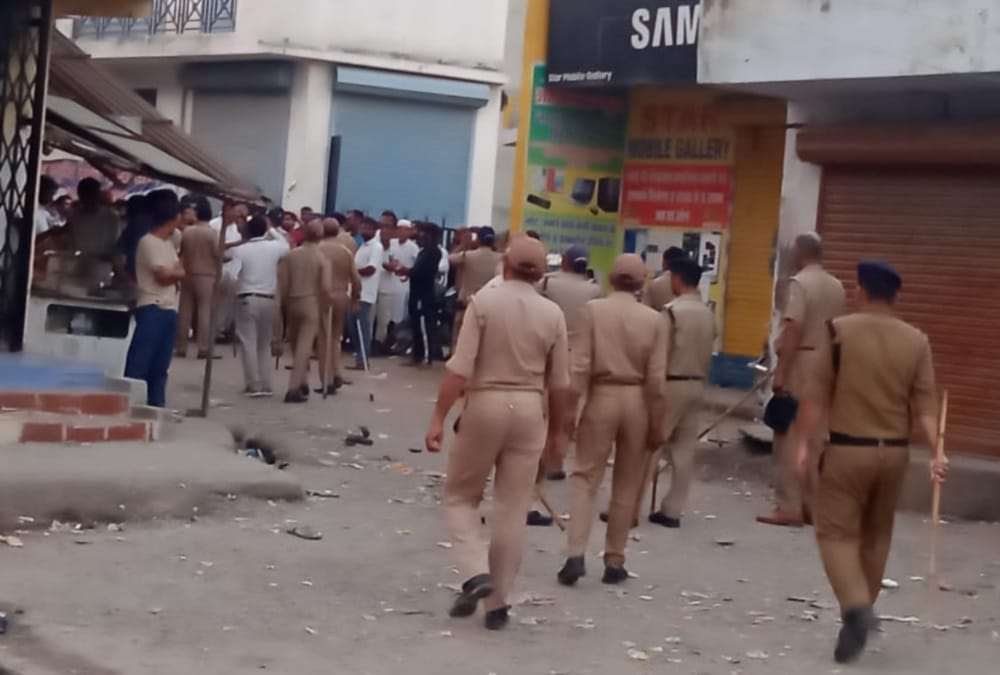 Haridwar Panchayat Chunav 2022 Vote counting:  Stone pelting and ruckus