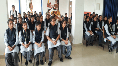 Saharanpur: Unique campaign in Amar Ujala, taught girl students to be health conscious