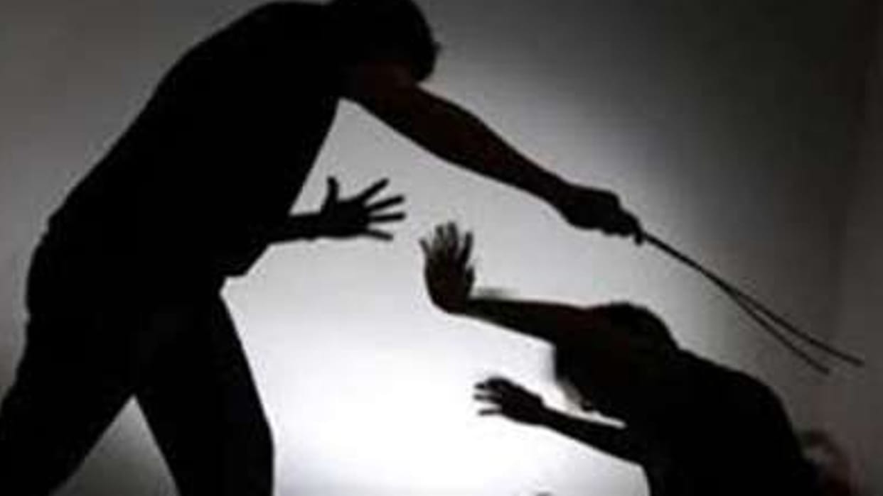 Teacher's cruelty brutally kicked and punched the student in rewa
