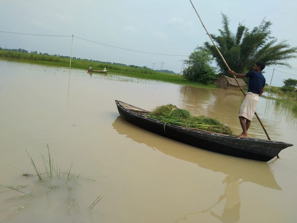 Saryu reached 17 cm above the danger mark, panic in coastal areas