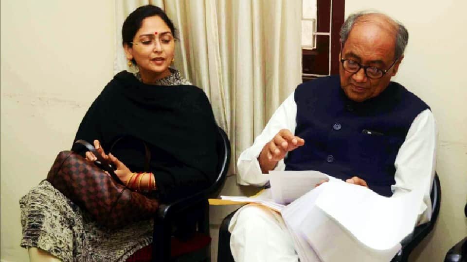 Rahul Gandhi mentor Digvijay Singh will become Congress President know political journey